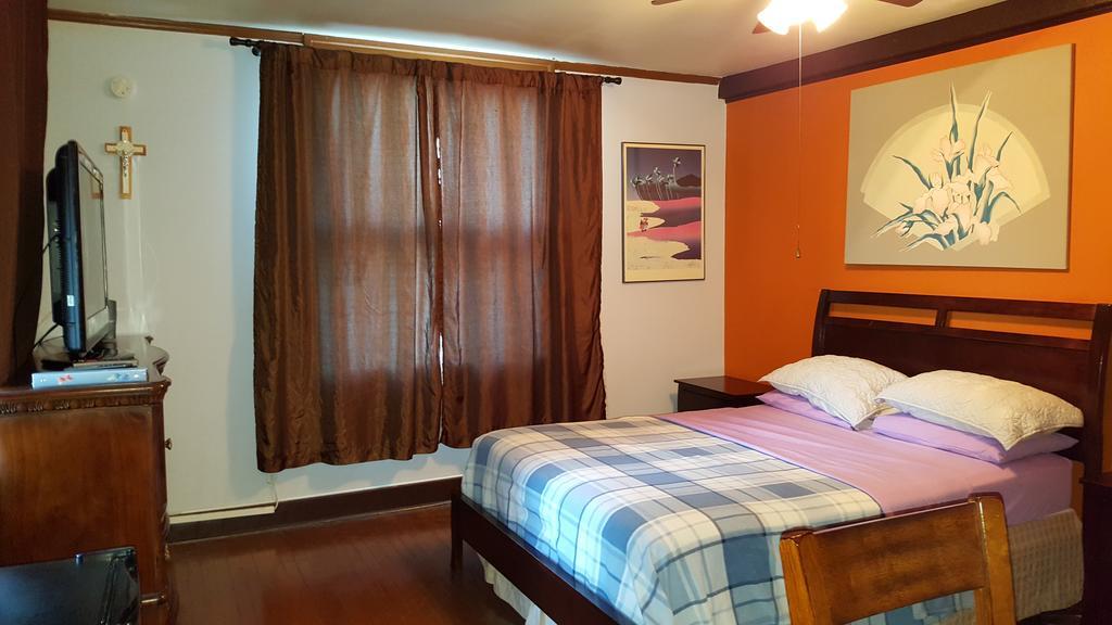 Nisku Guest House Экстерьер фото