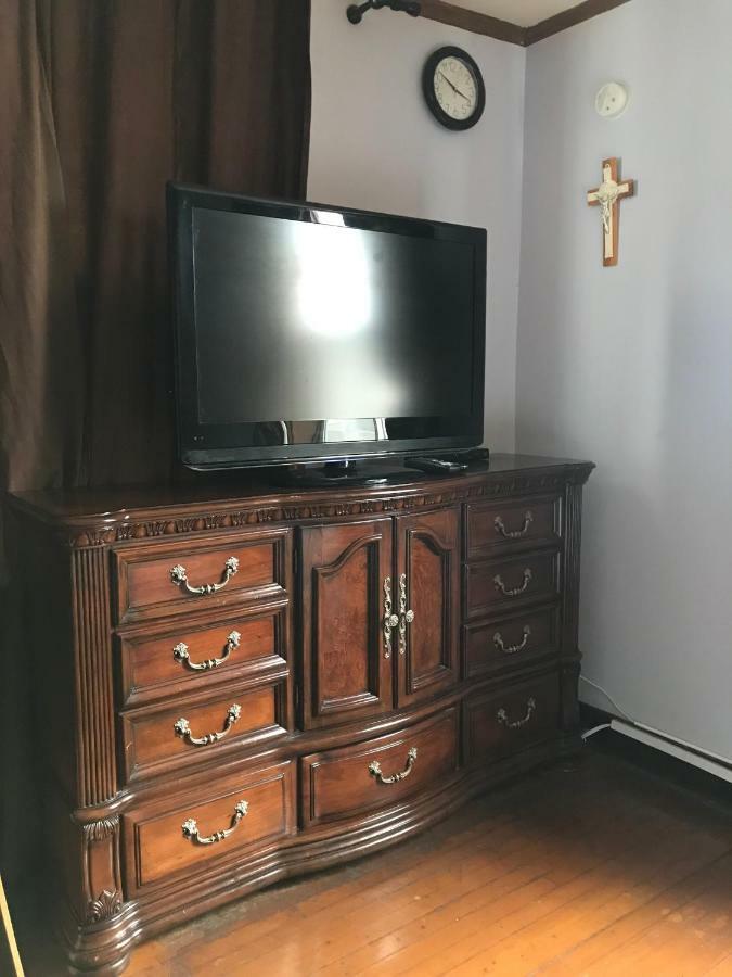 Nisku Guest House Экстерьер фото