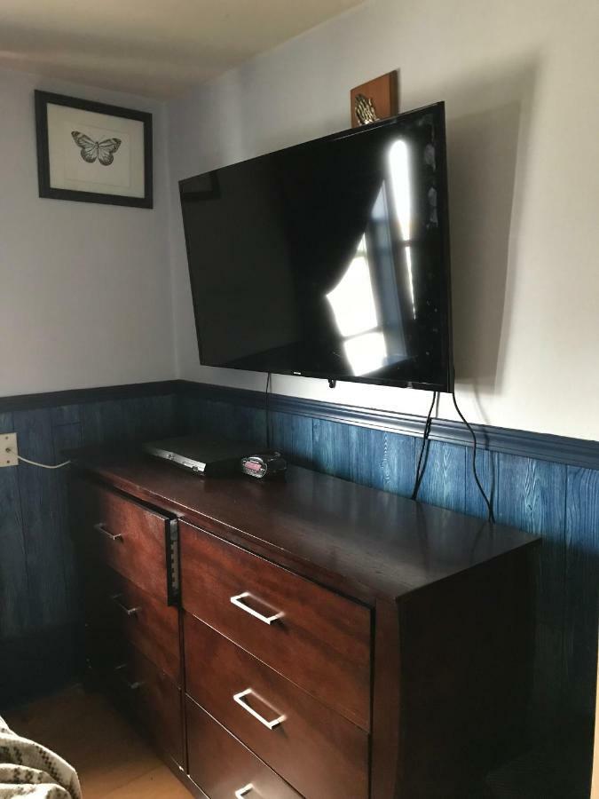 Nisku Guest House Экстерьер фото